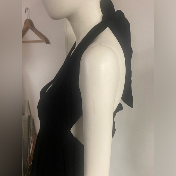 Elan black halter open back maxi dress size small - Picture 4 of 4